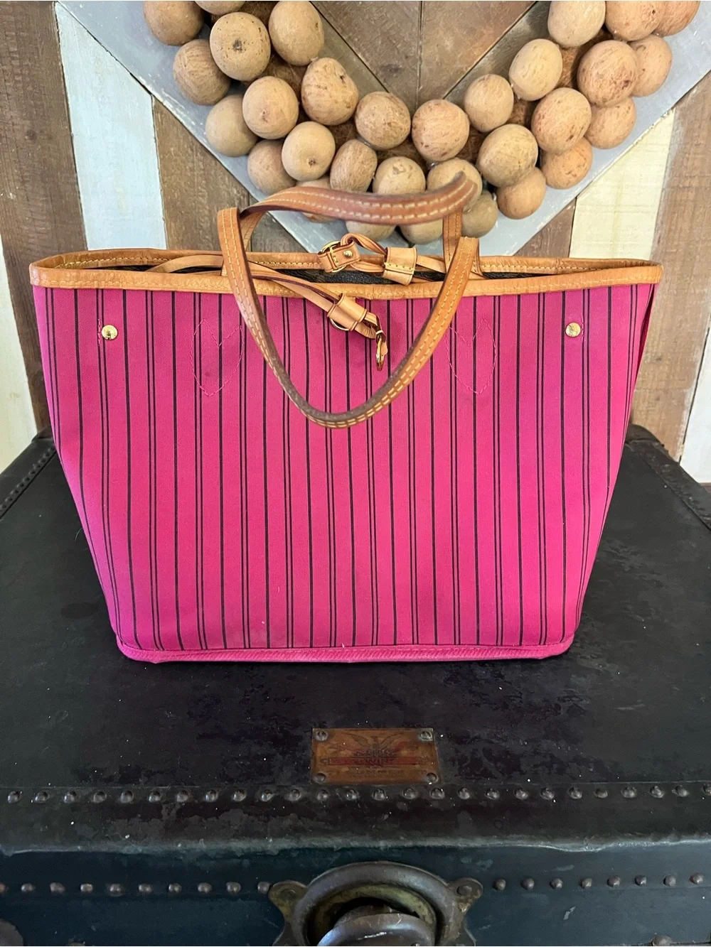 Authentic Louis Vuitton monogram canvas Neverfull PM